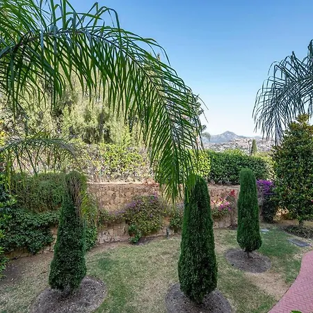 Enjoy Sea Views From 2br With Parking, Pool, Wifi Διαμέρισμα