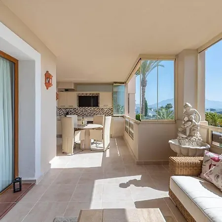 公寓 Enjoy Sea Views From 2br With Parking, Pool, Wifi 埃斯特波纳
